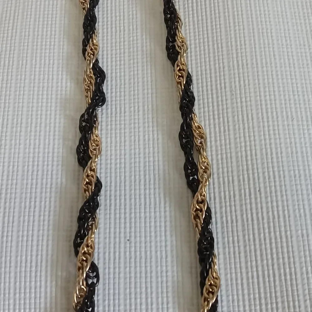 Black and Gold Tone Unisex Single Strand Twisted Metal Singapore Chain Necklace